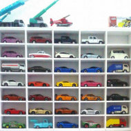 Kệ Trưng Bày Xe Mô Hình Tomica 